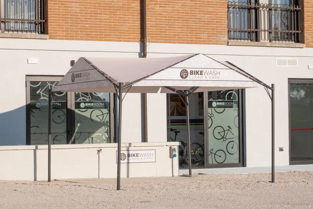 Bike Room area esterna lavaggio bici 1024